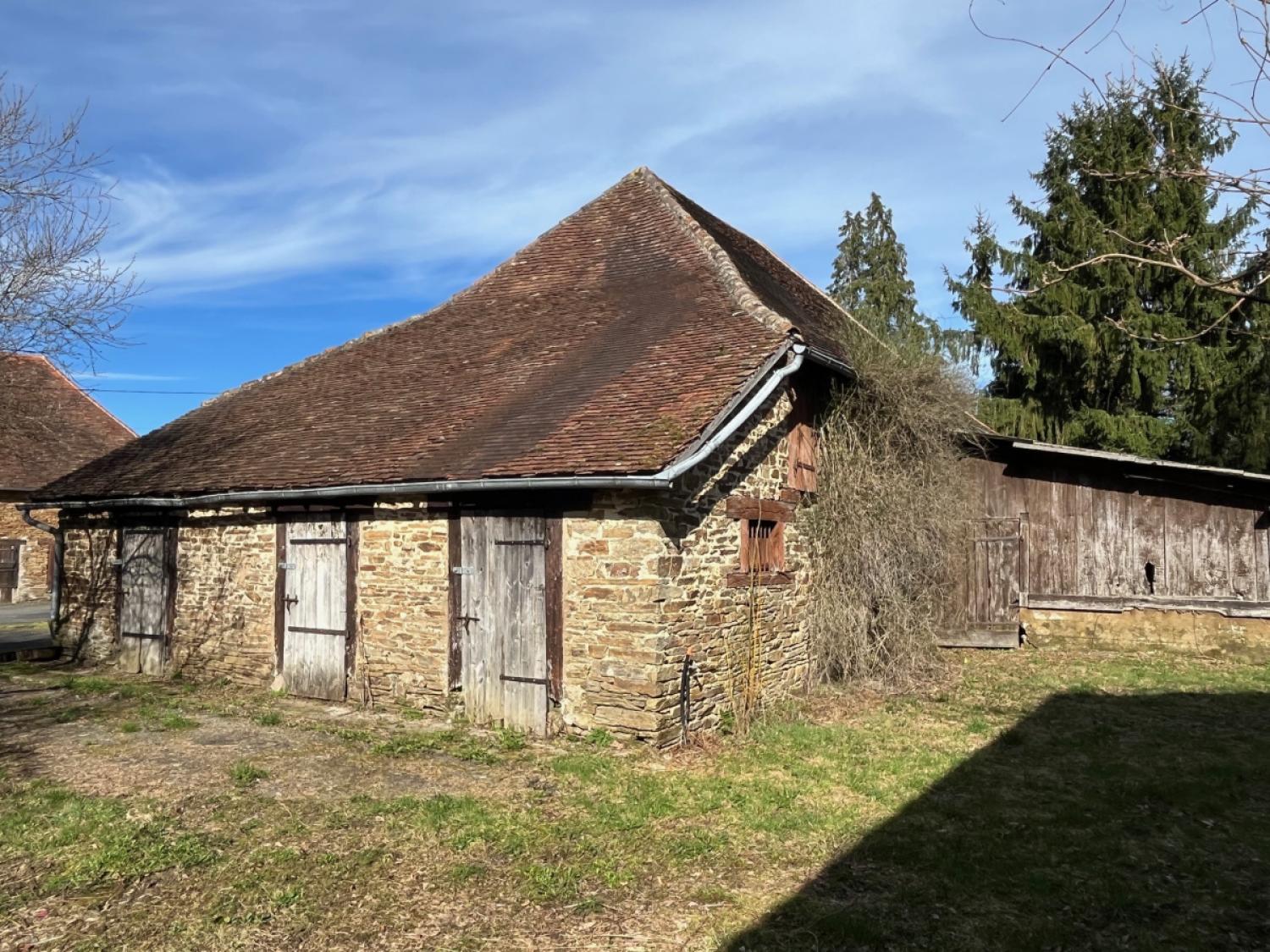 for sale village farm Coussac-Bonneval Haute-Vienne 19