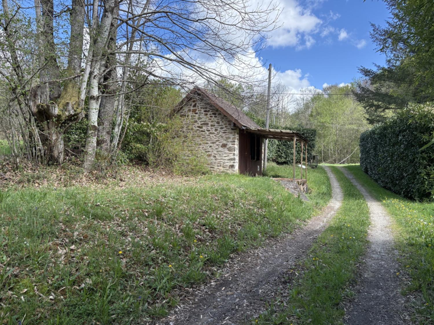  for sale detached house Château-Chervix Haute-Vienne 16