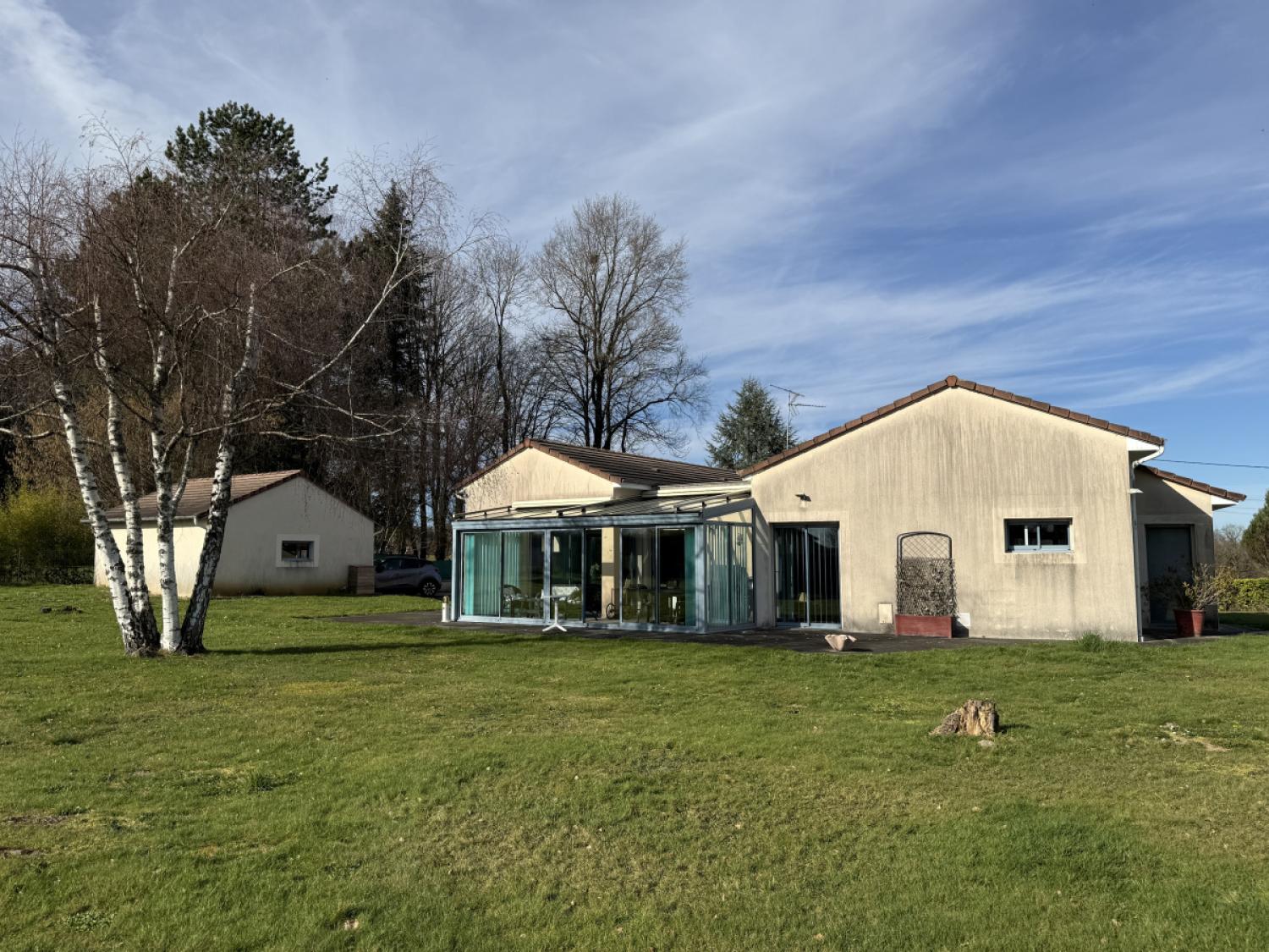  for sale detached house Saint-Pardoux-Corbier Corrèze 17
