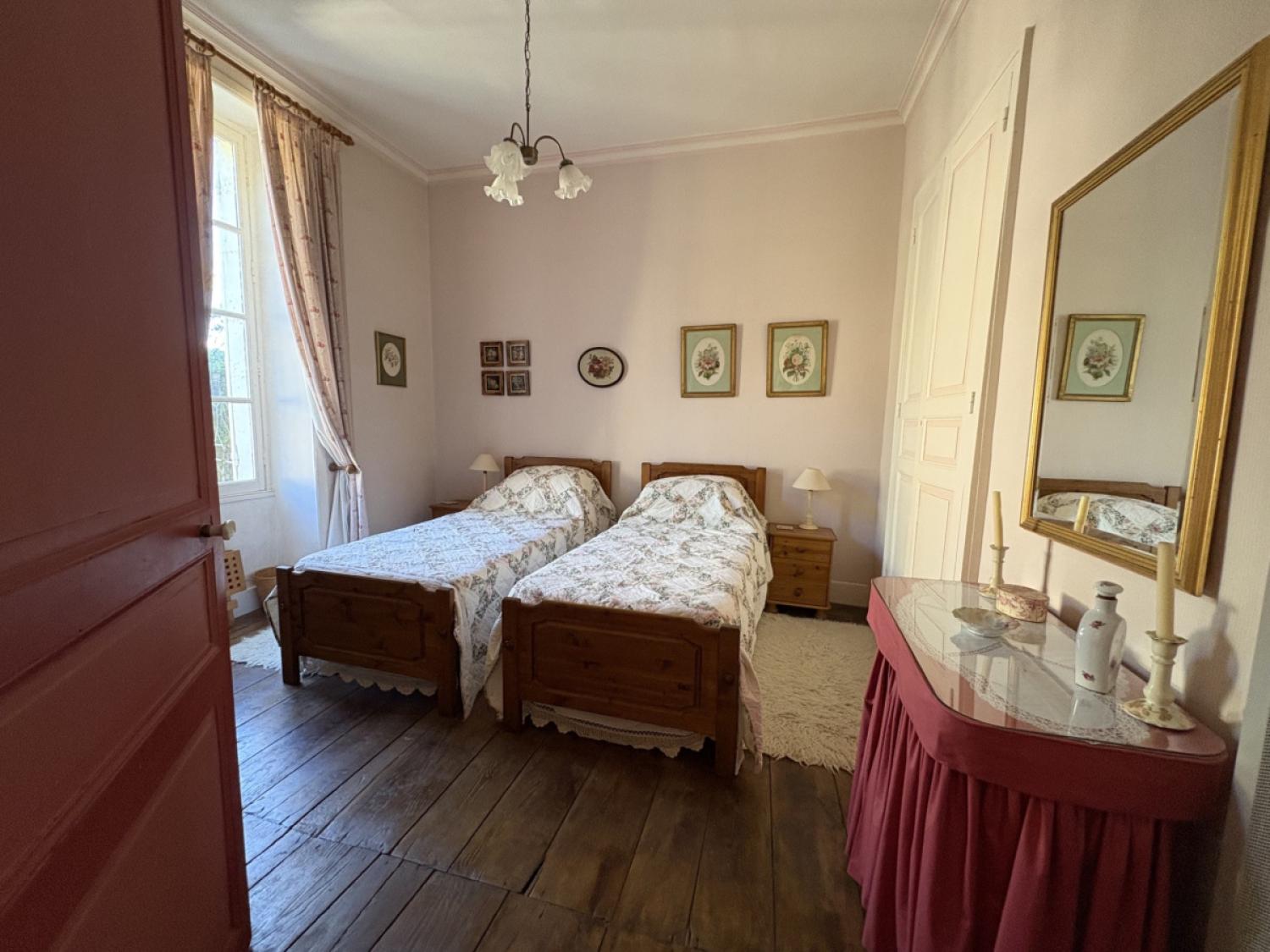  for sale mansion Payzac Dordogne 9
