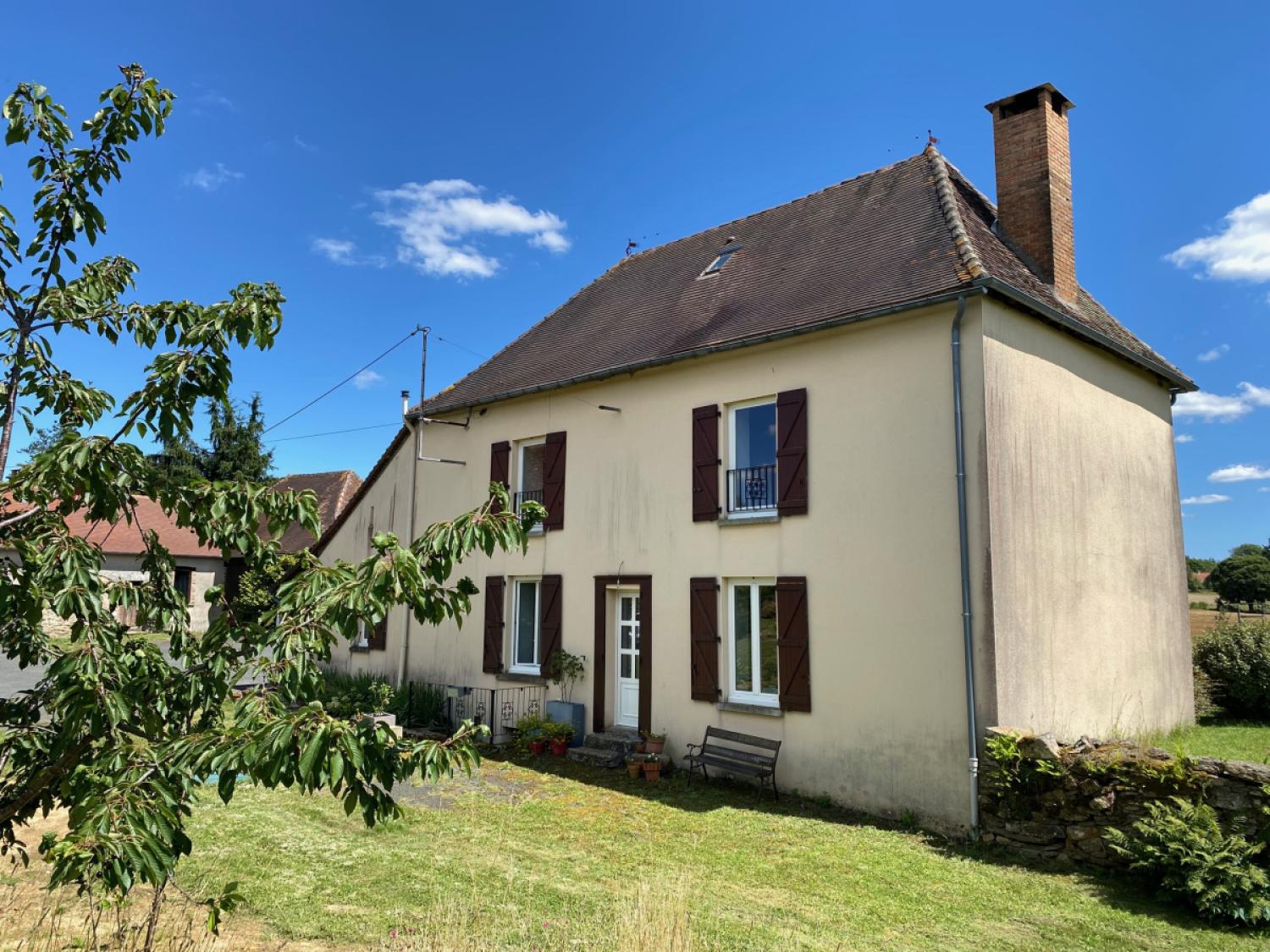 for sale village farm Coussac-Bonneval Haute-Vienne 3