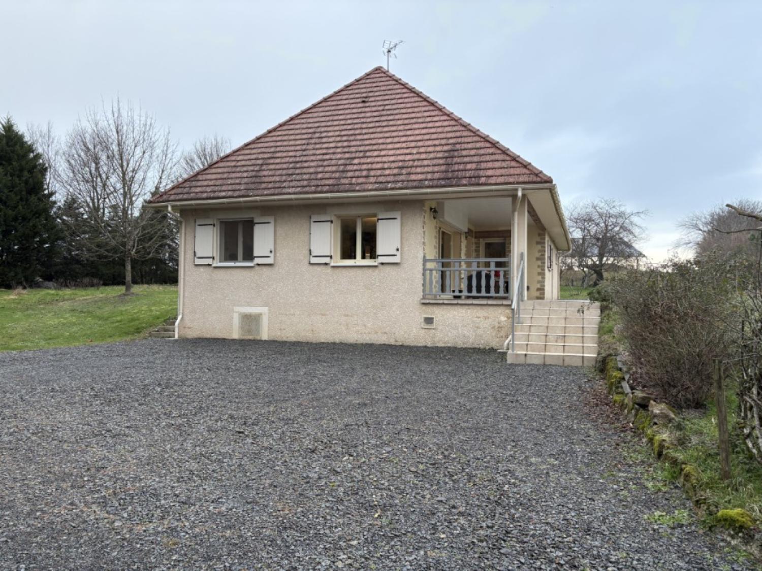  for sale detached house Vignols Corrèze 17