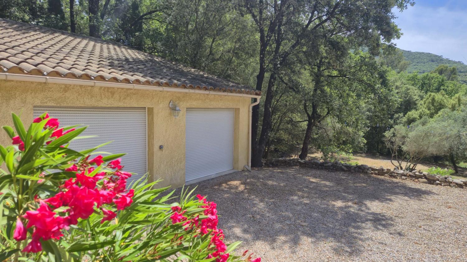  for sale villa Méounes-lès-Montrieux Var 16