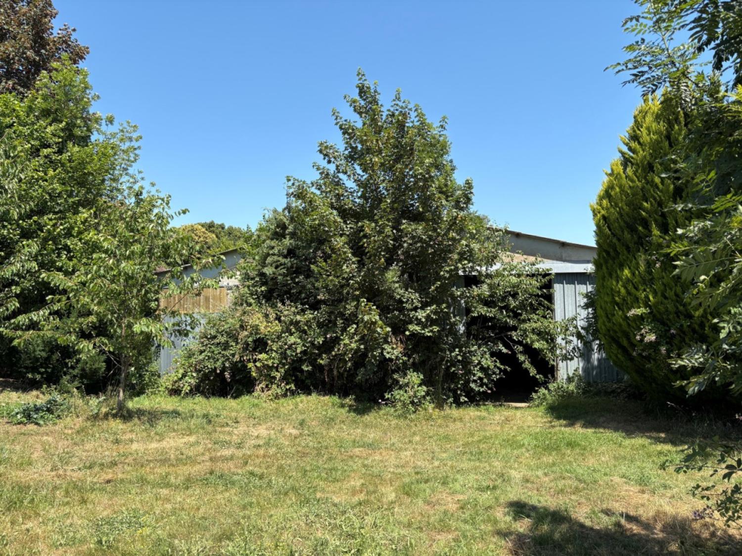 for sale farm Coussac-Bonneval Haute-Vienne 17