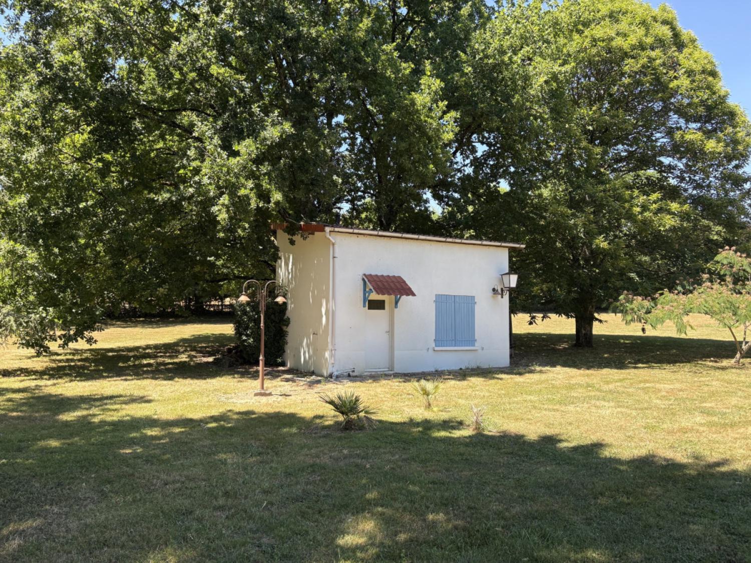  for sale villa Coussac-Bonneval Haute-Vienne 35