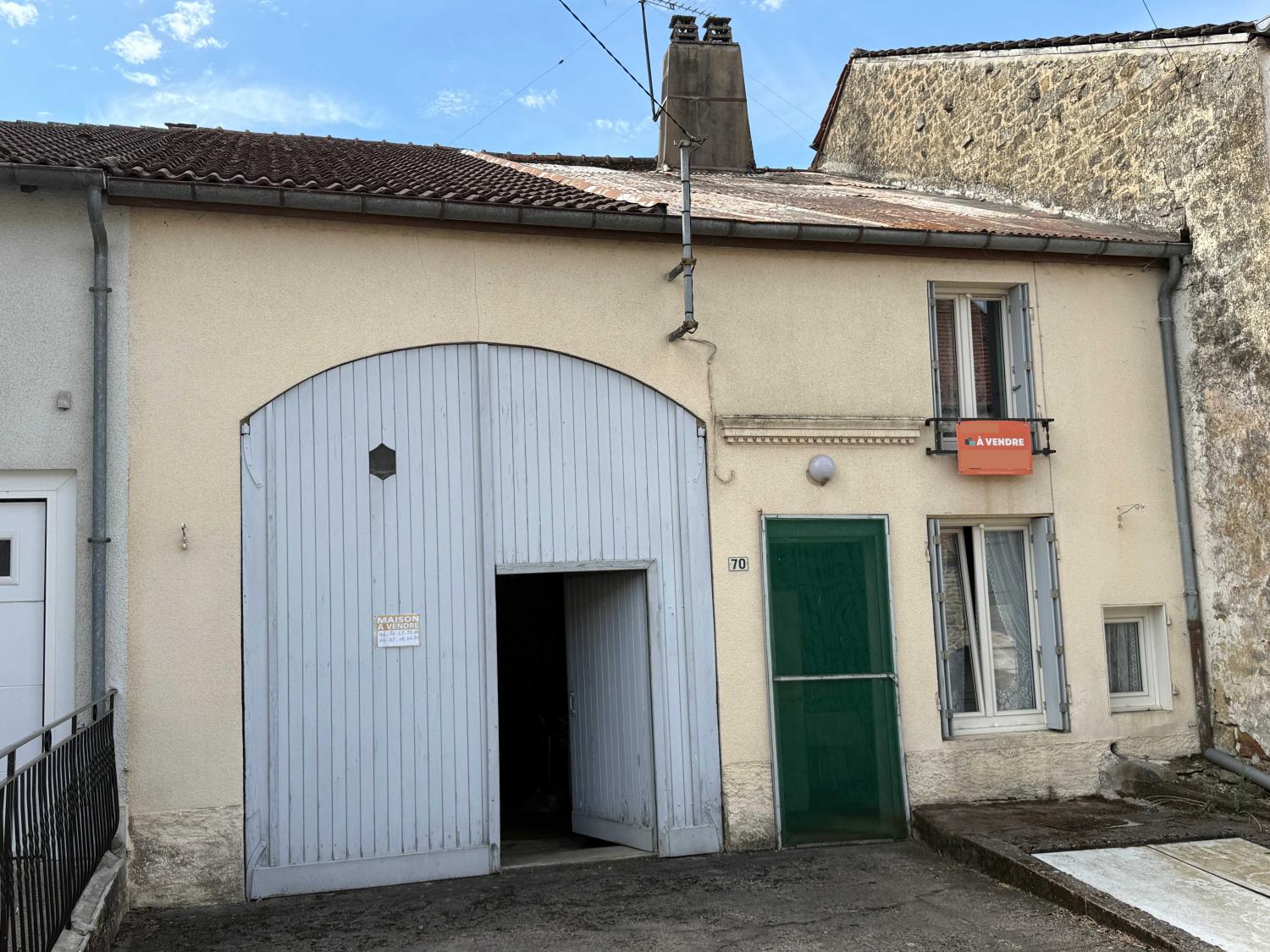 for sale village house Bourbonne-les-Bains Haute-Marne 1