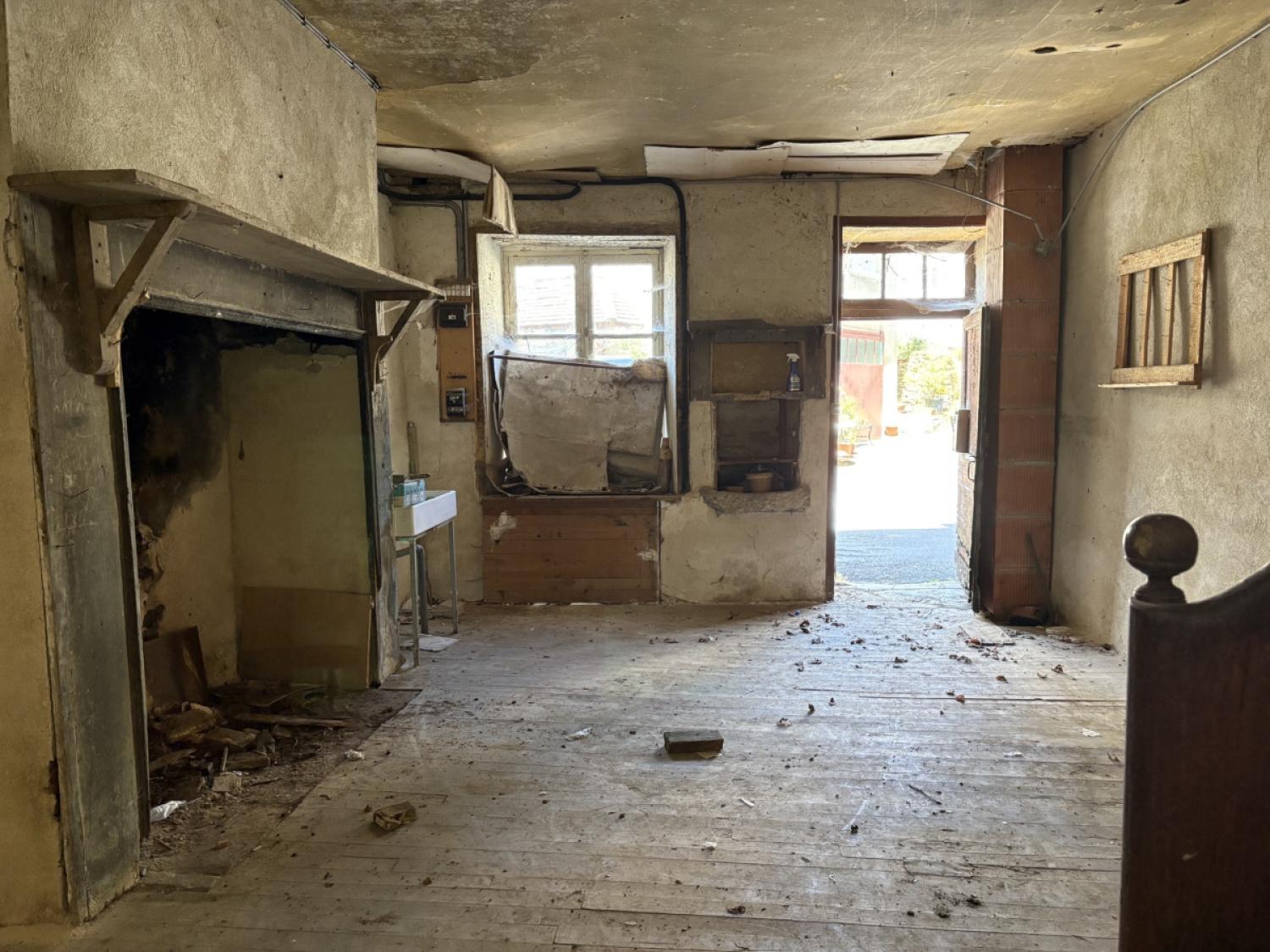 for sale village house Coussac-Bonneval Haute-Vienne 3