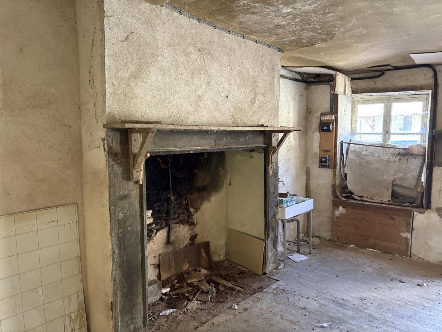 for sale village house Coussac-Bonneval Haute-Vienne 5