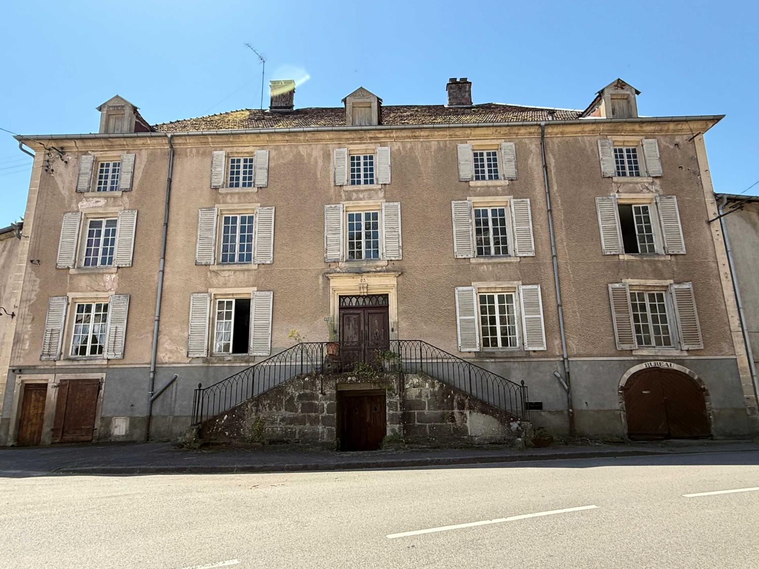  for sale mansion Châtillon-sur-Saône Vosges 42