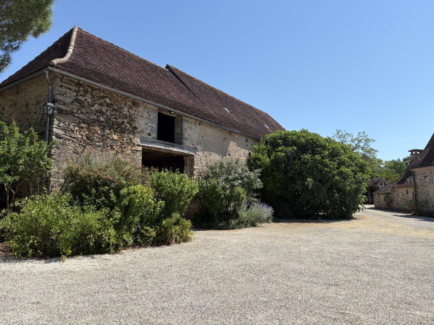 for sale property with holiday home Génis Dordogne 3