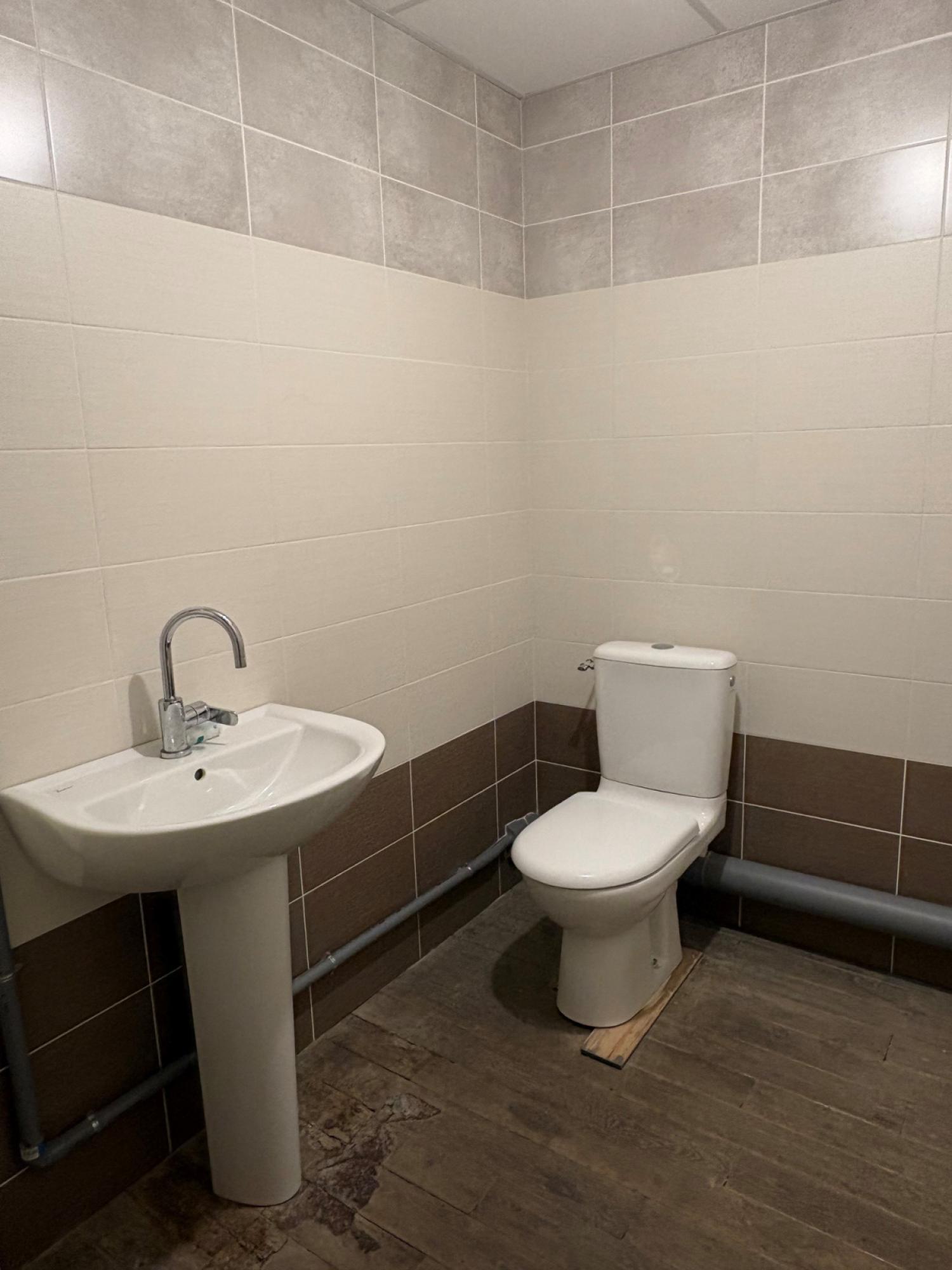 for sale building Saint-Yrieix-la-Perche Haute-Vienne 7