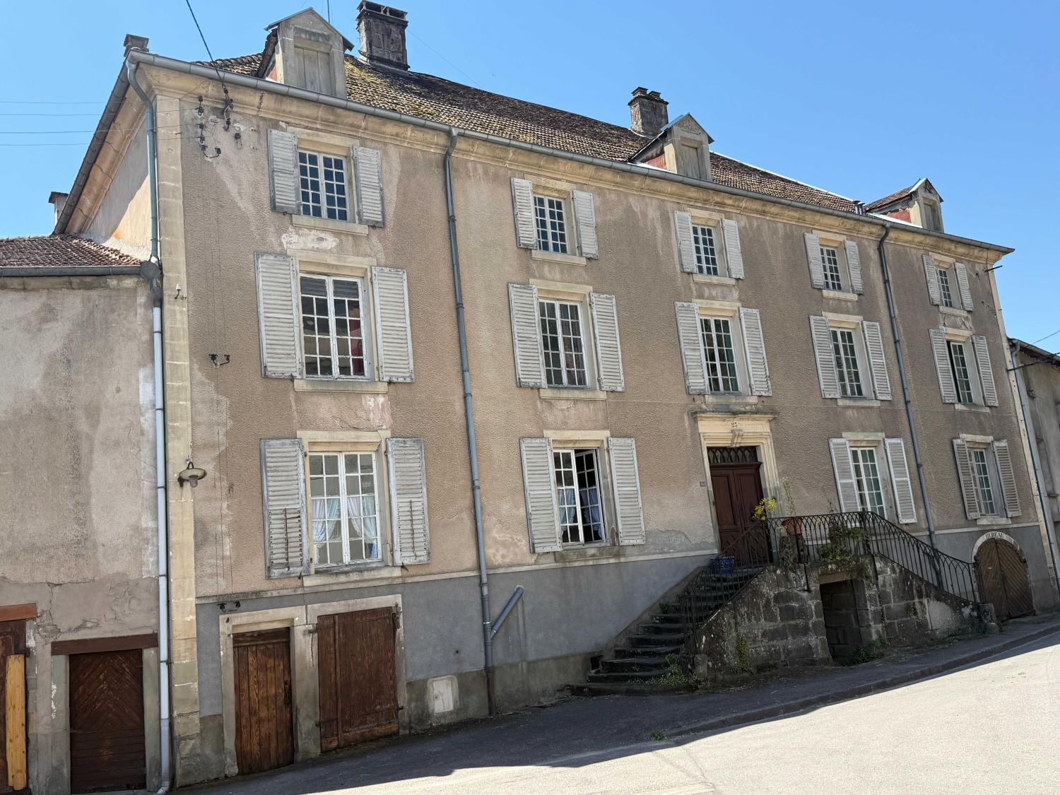  for sale mansion Châtillon-sur-Saône Vosges 1