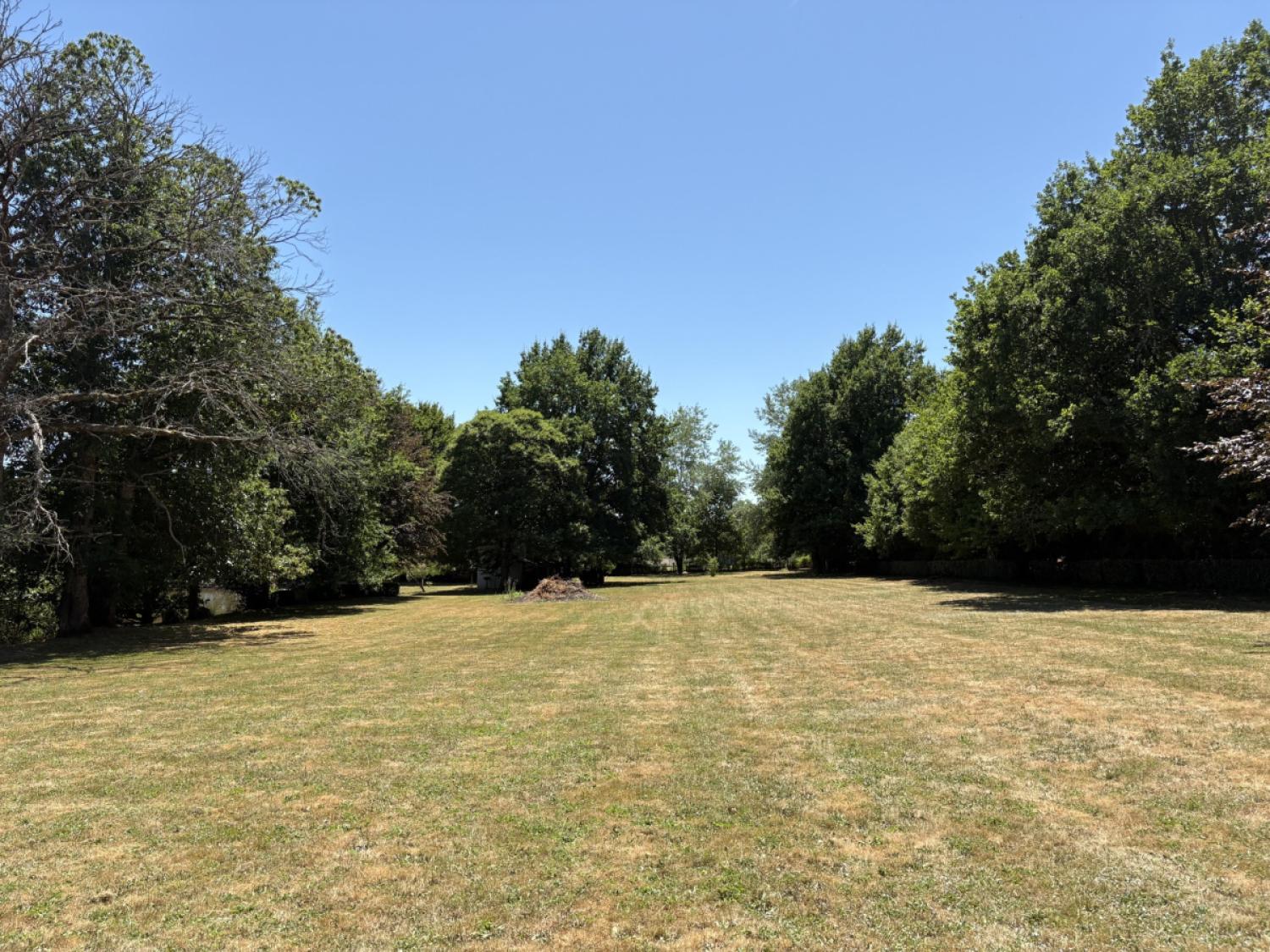  for sale villa Coussac-Bonneval Haute-Vienne 37