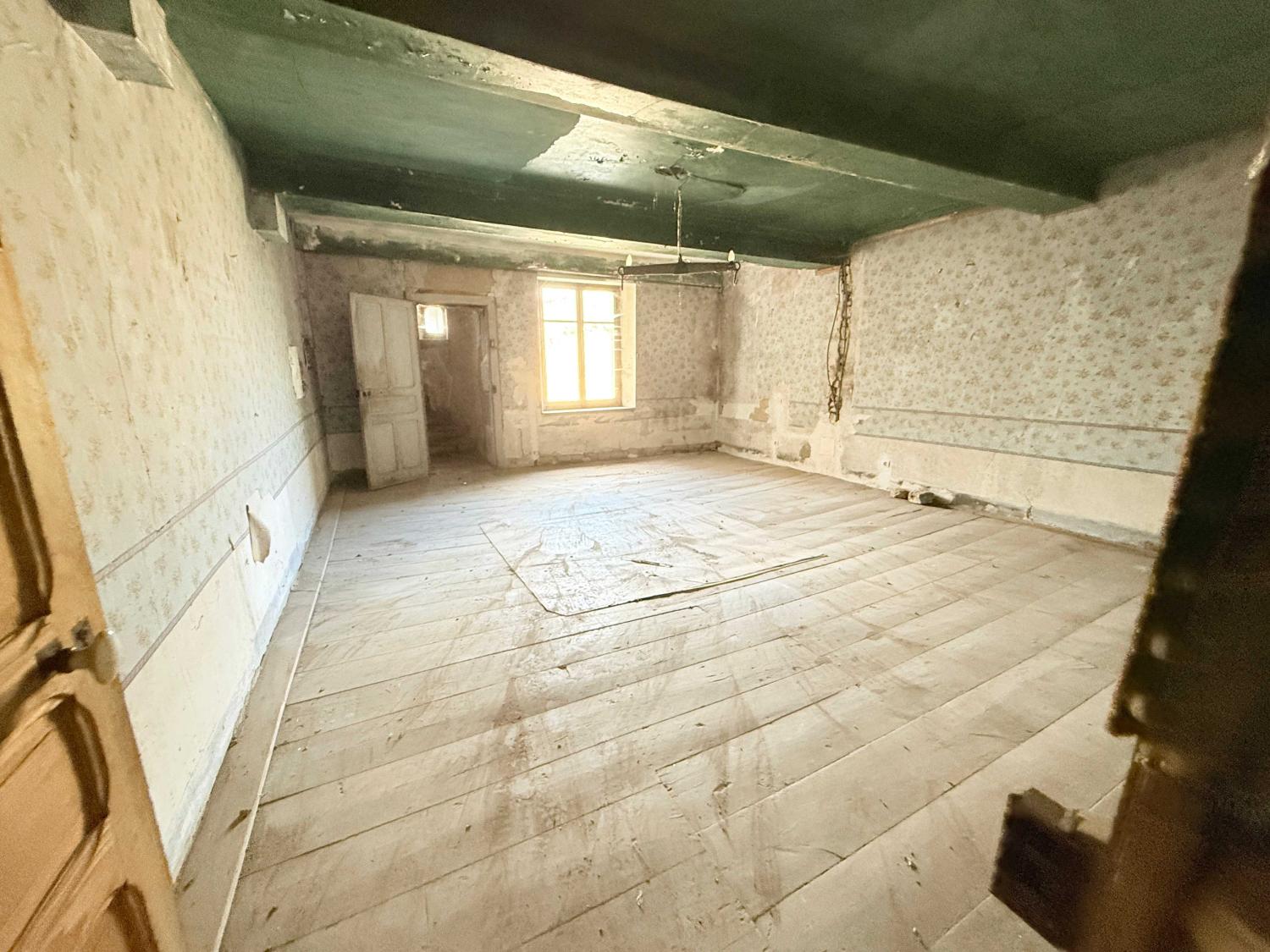 for sale village farm Monthureux-sur-Saône Vosges 14