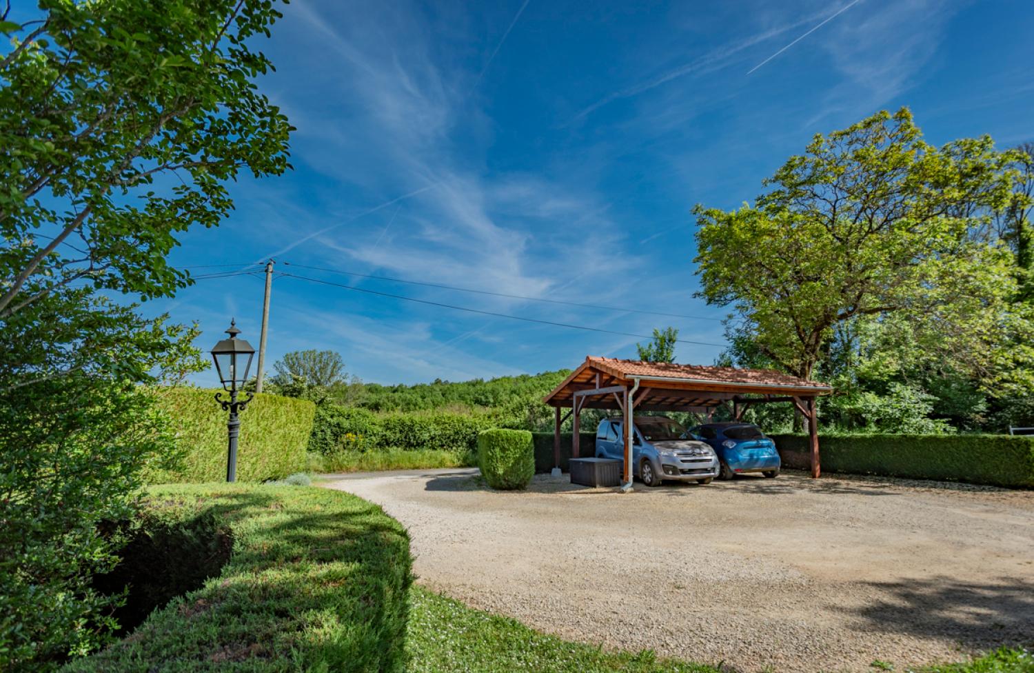 for sale estate Saint-Cyprien Dordogne 17
