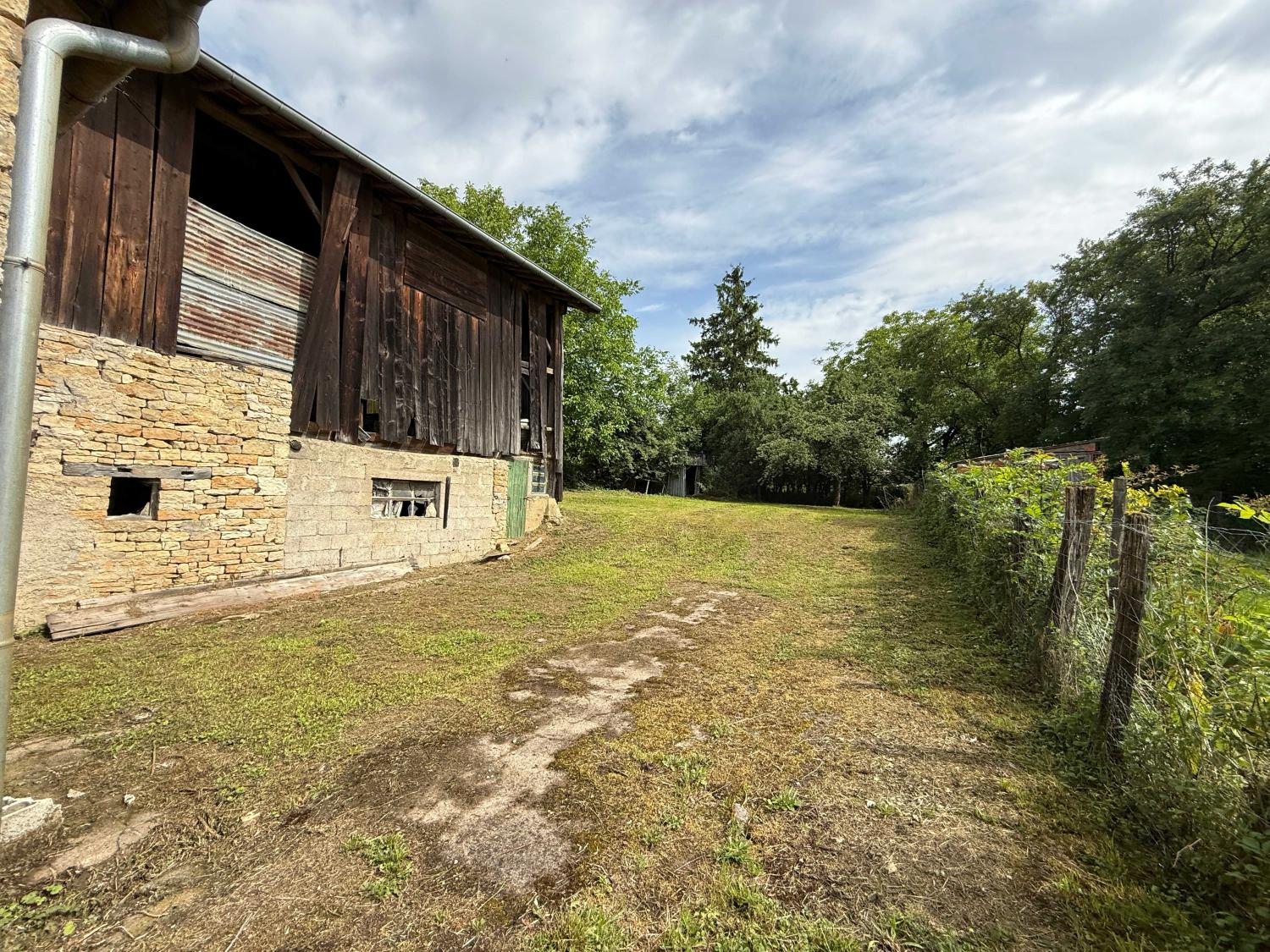 for sale village farm Augicourt Haute-Saône 40