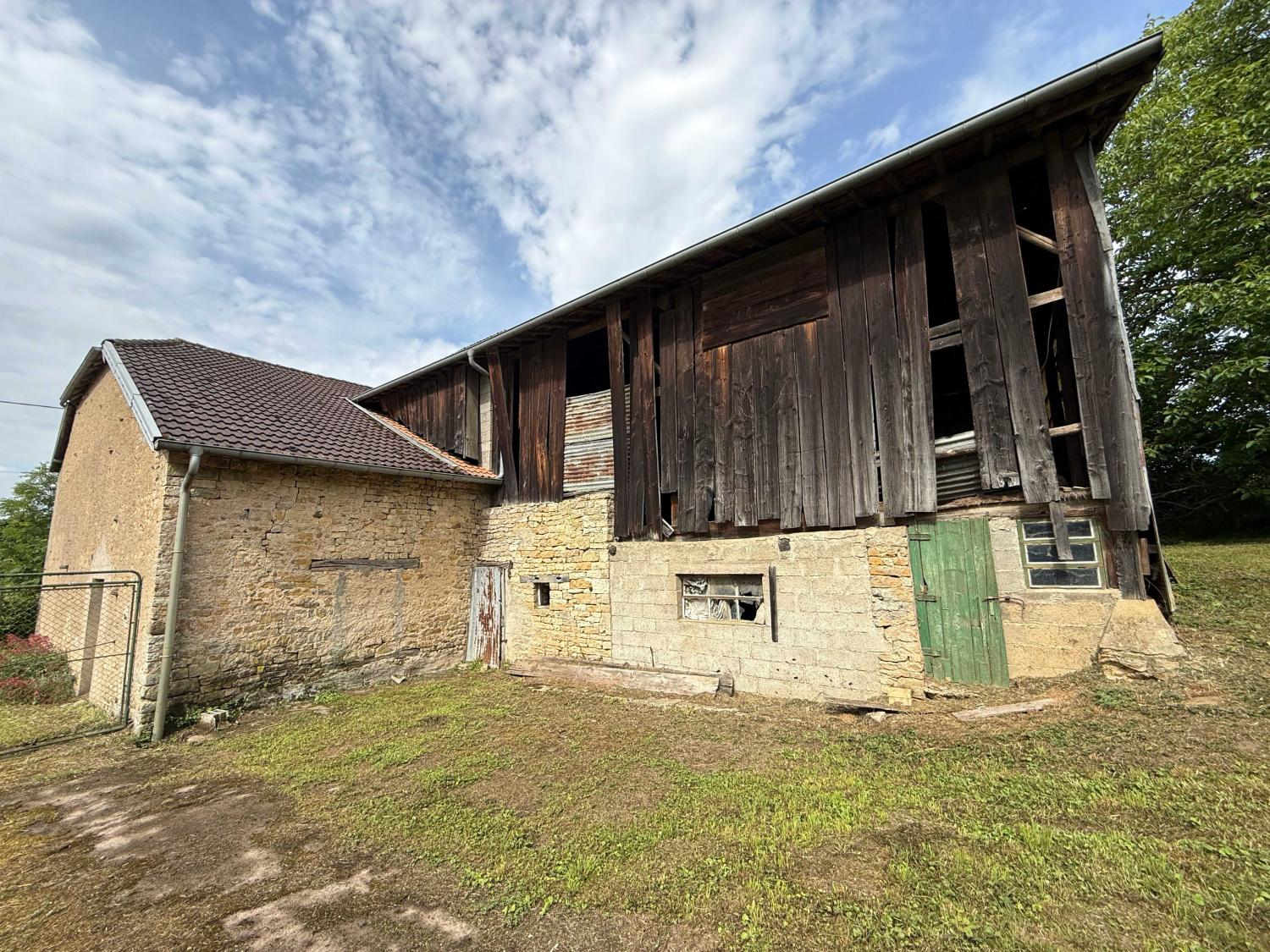 for sale village farm Augicourt Haute-Saône 25