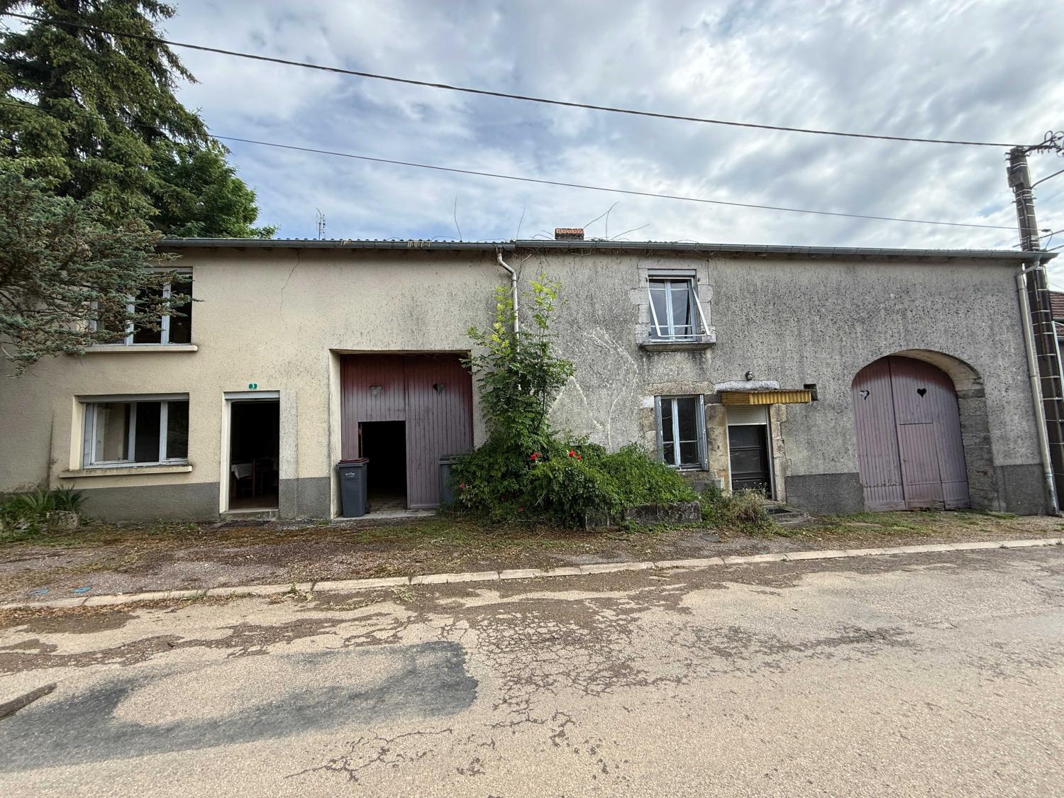 for sale village farm Augicourt Haute-Saône 2