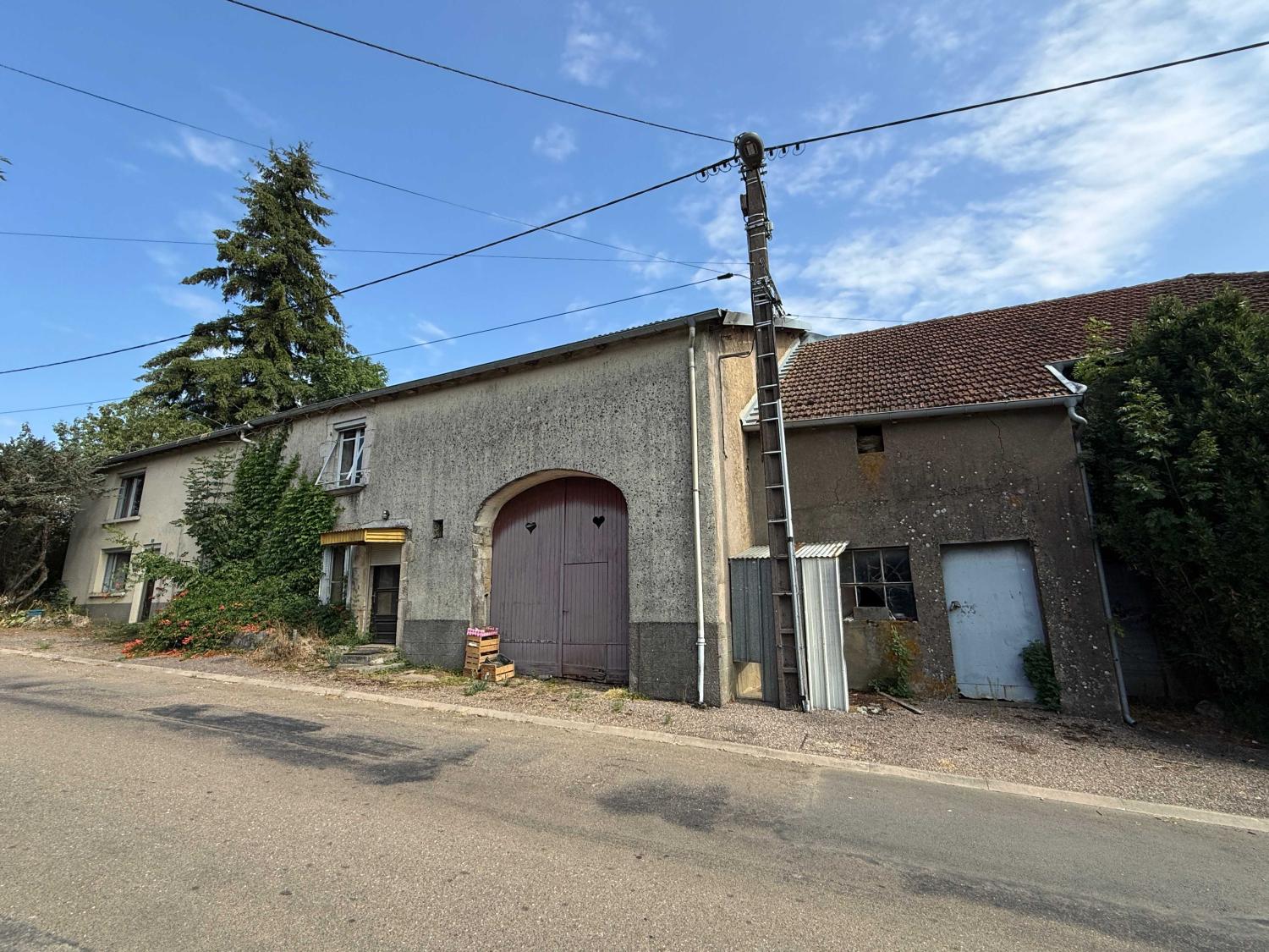 for sale village farm Augicourt Haute-Saône 1