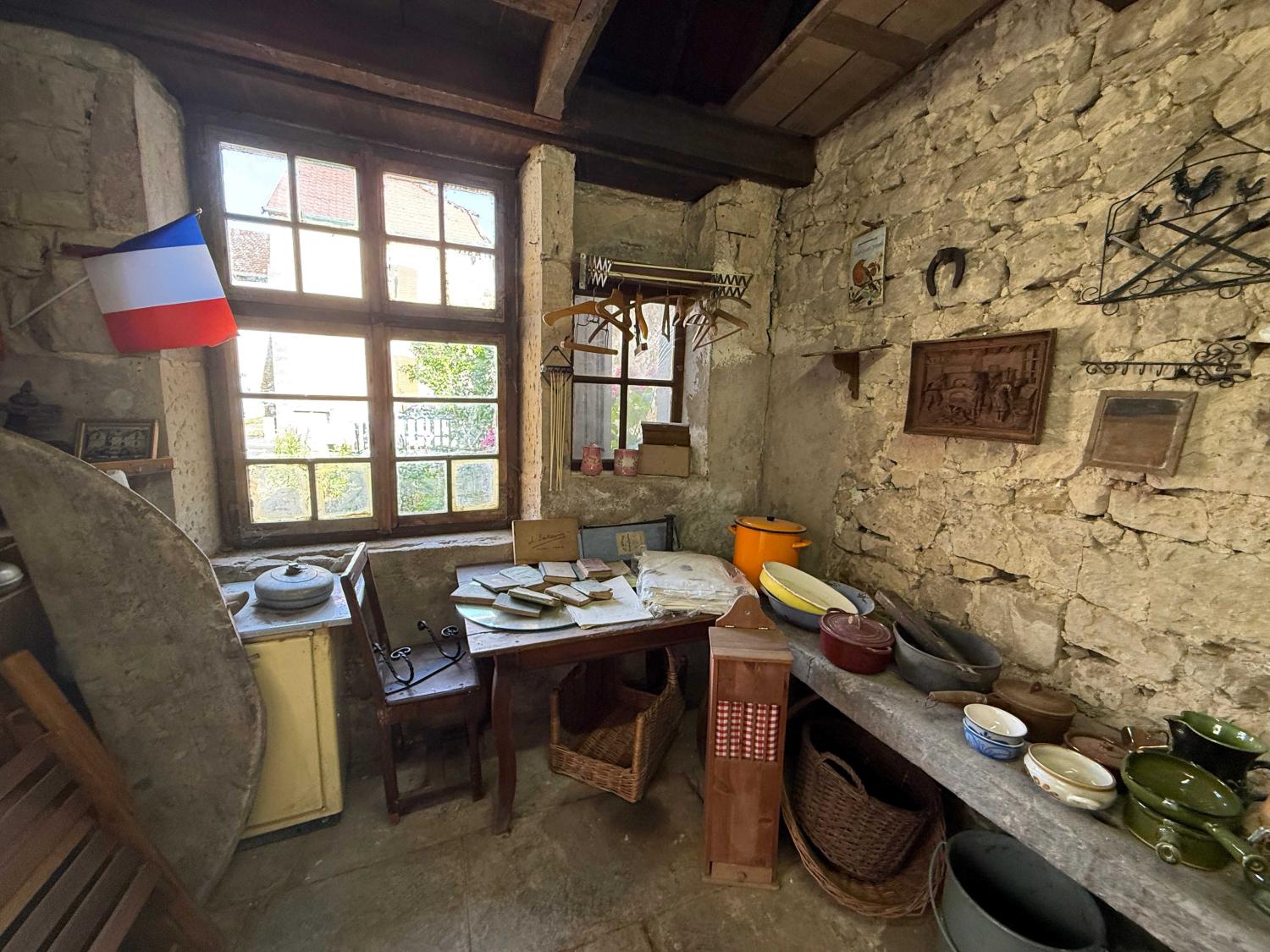  for sale village farm Melay Haute-Marne 29