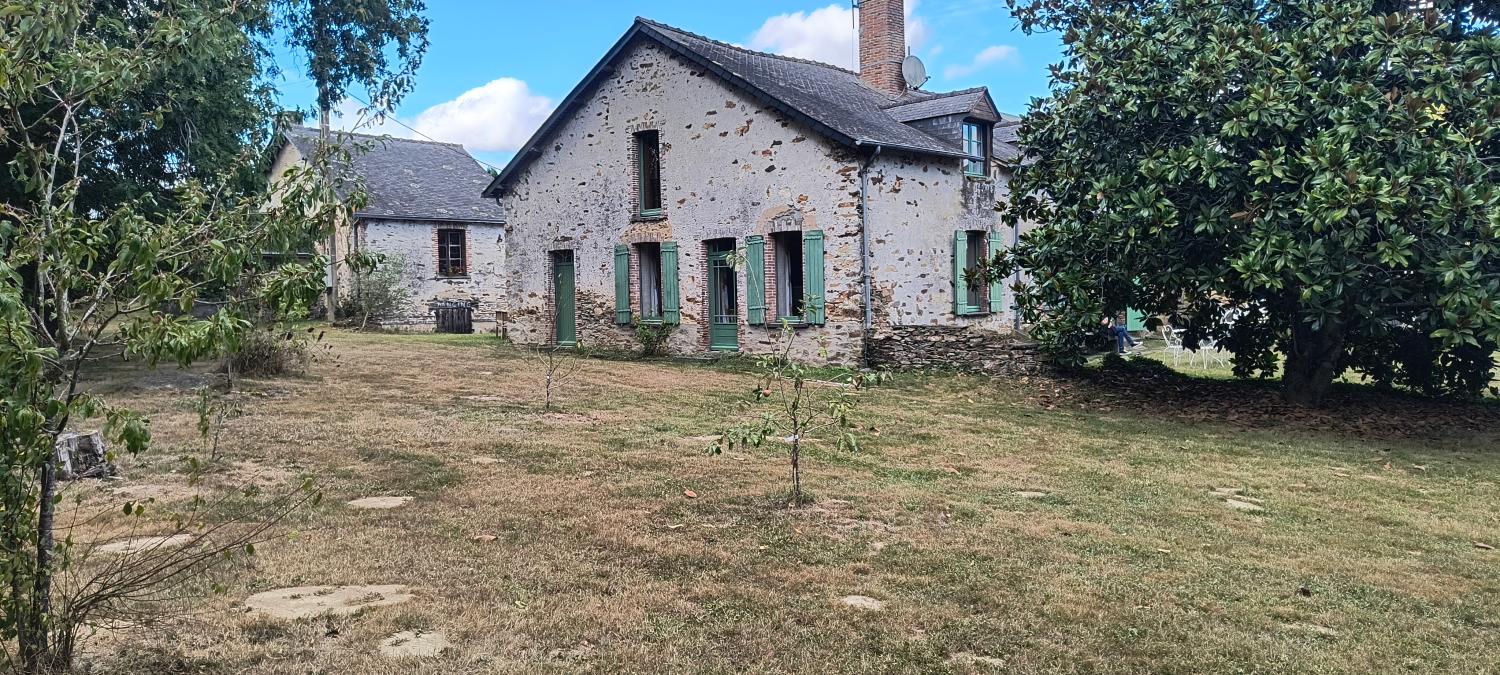 for sale farm La Prévière Maine-et-Loire 23