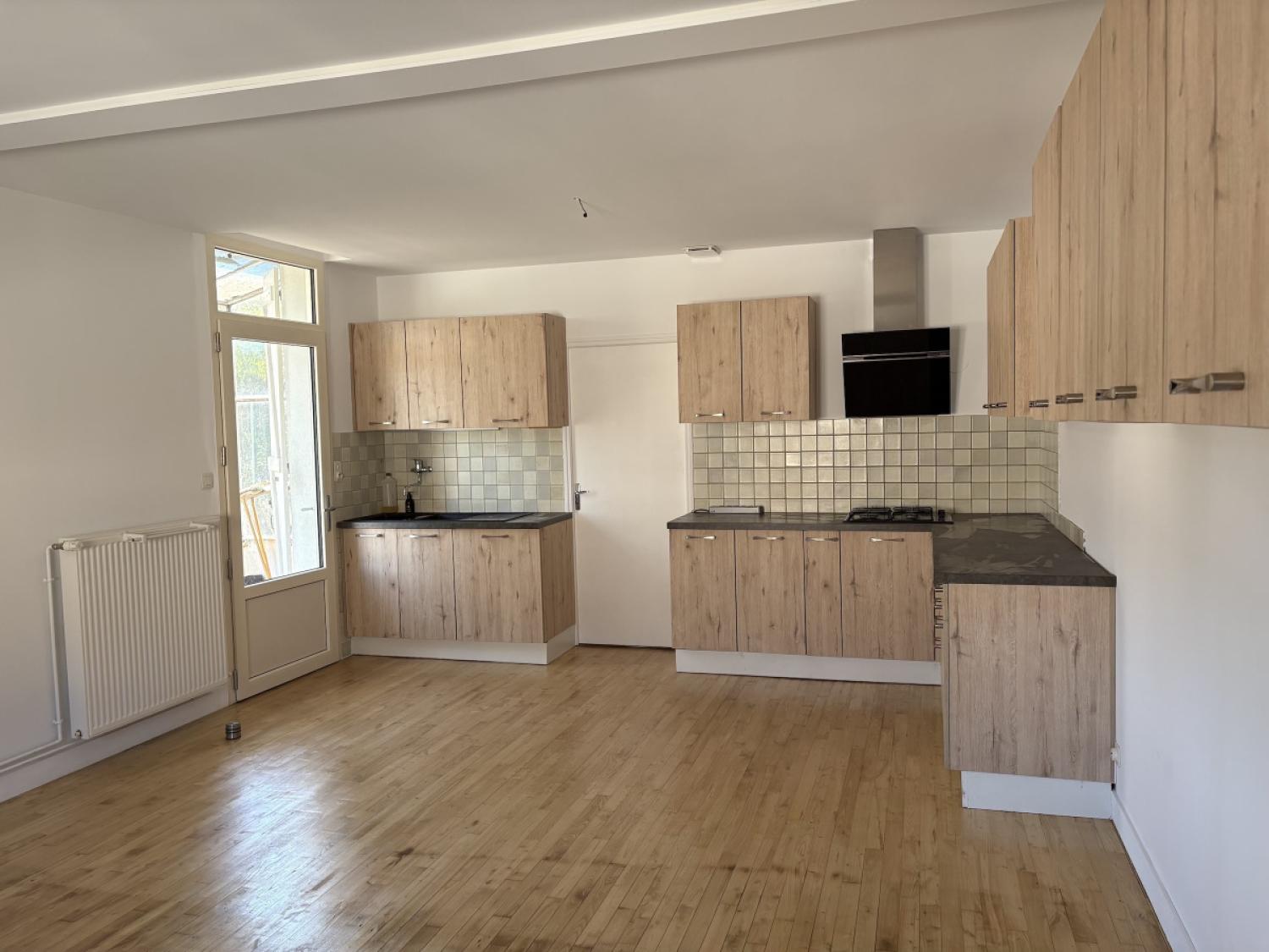 for sale house Saint-Yrieix-la-Perche Haute-Vienne 4