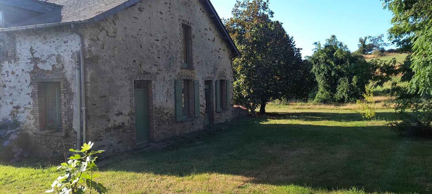 for sale farm La Prévière Maine-et-Loire 1