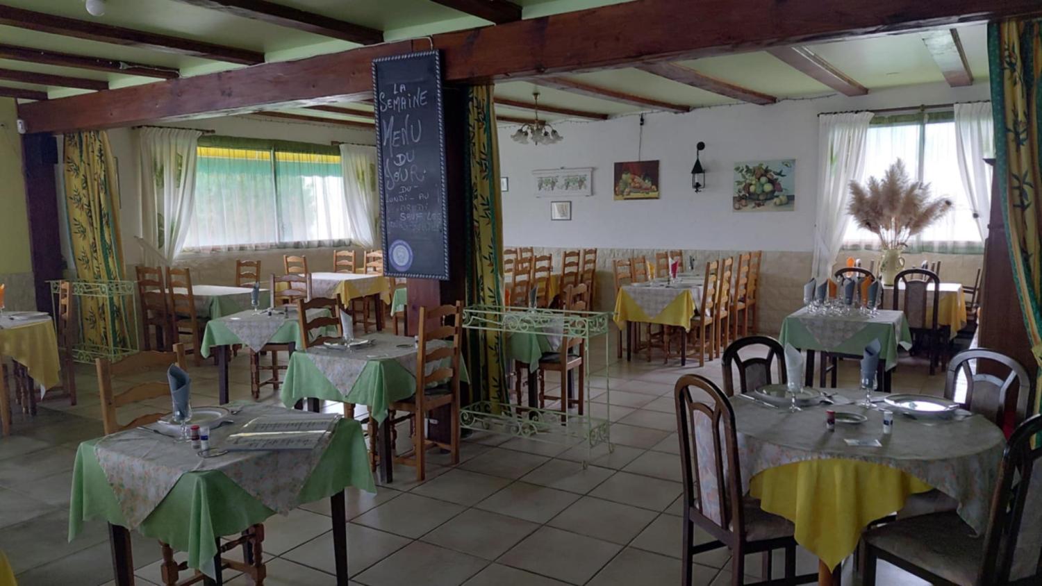  for sale restaurant Saint-Fiel Creuse 4