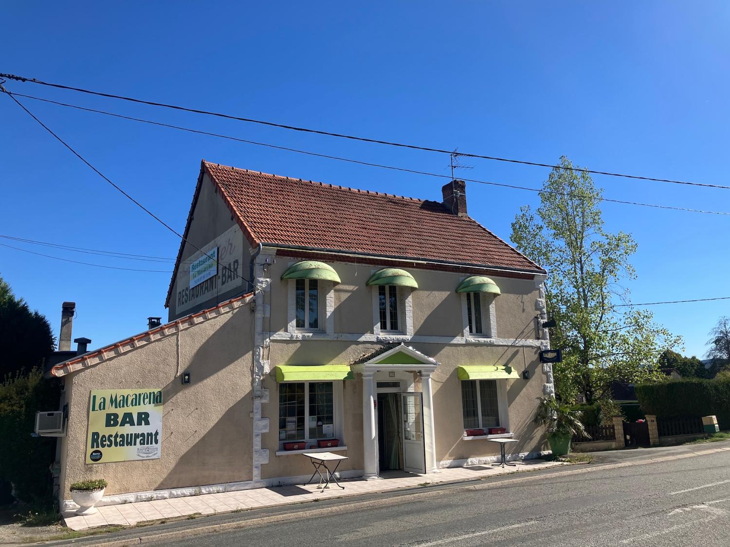 for sale restaurant Saint-Fiel Creuse 1