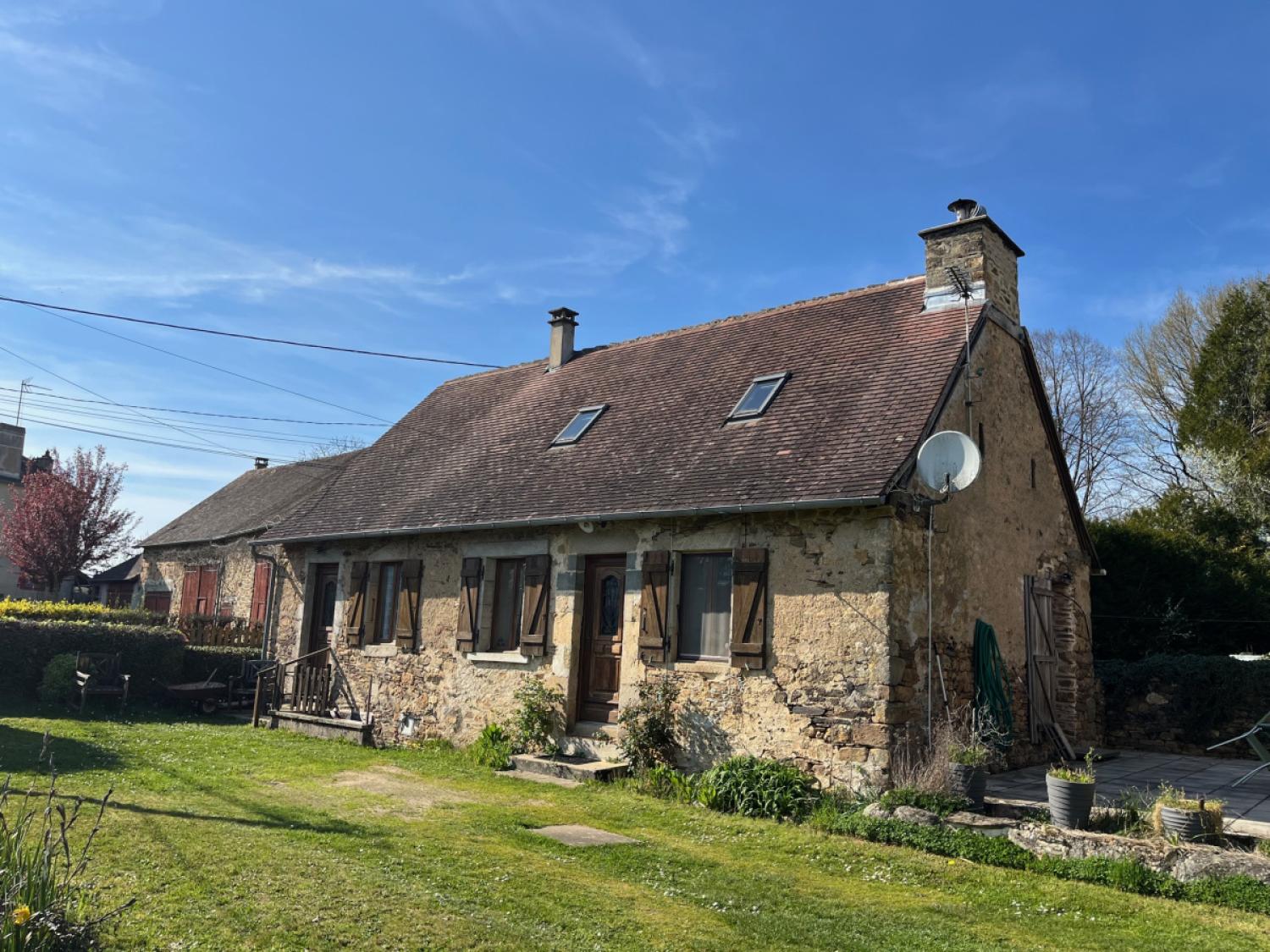  for sale detached house Jumilhac-le-Grand Dordogne 15