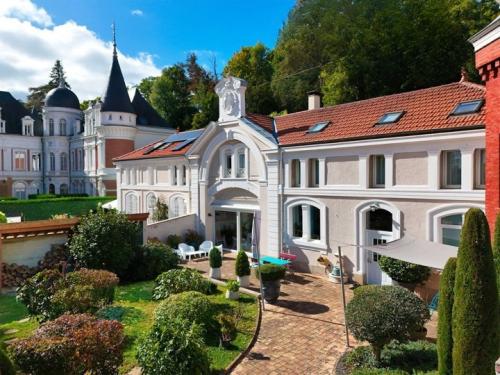 Sorbiers Loire house foto 7408213